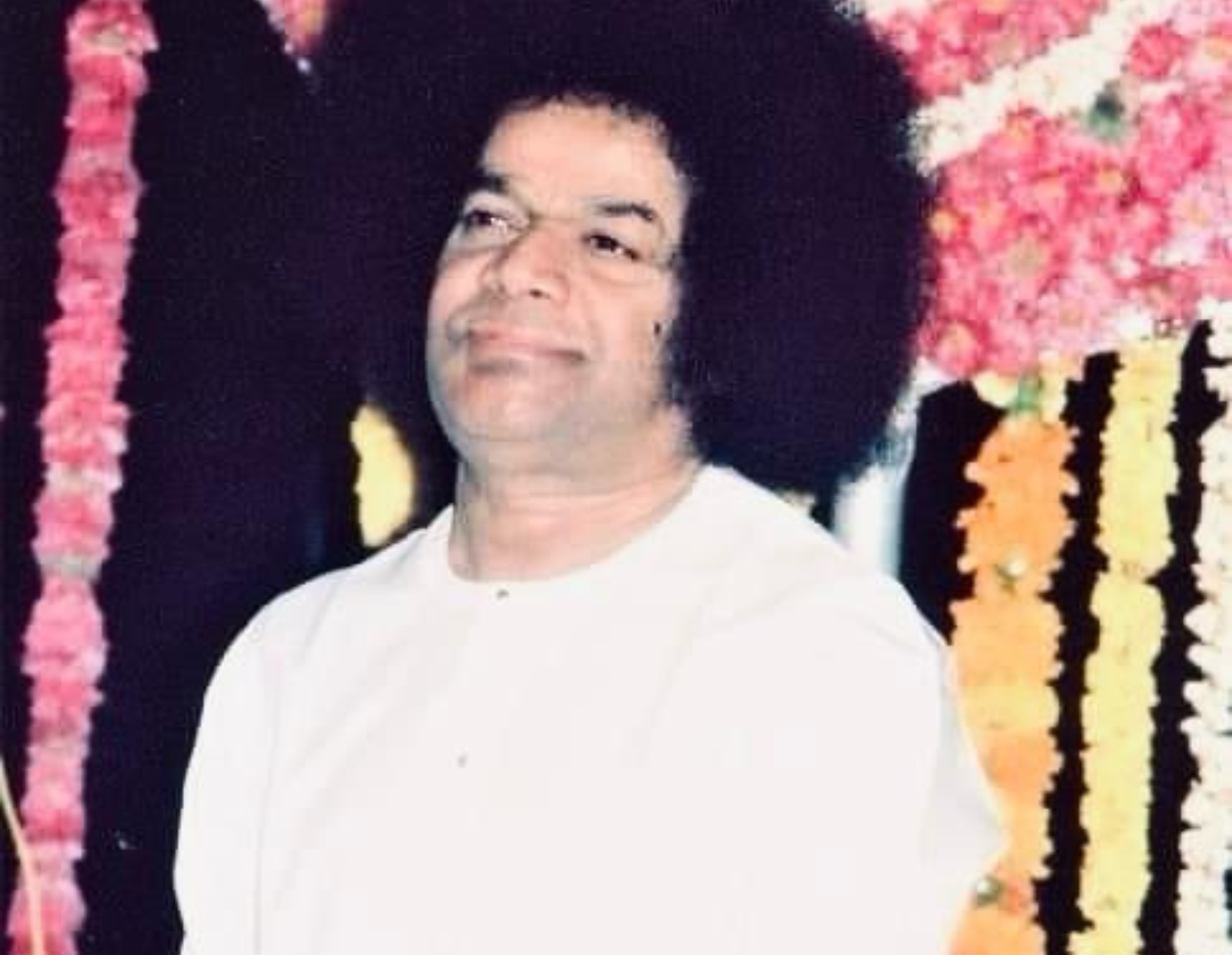 Shri Sathya Sai Baba divine blessing spiritual picture